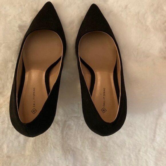 Brand New Black Faux Suede Pointed Heels SIze 7 Medium - Picture 2 of 5